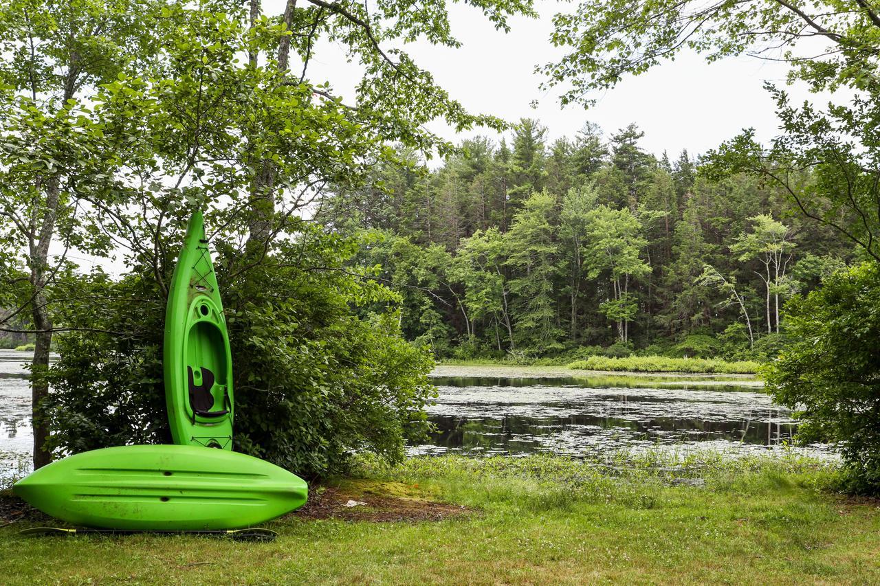 Tuxbury Pond Camping Resort Tiny House Clara South Hampton Eksteriør bilde